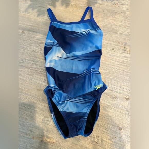 Womens/Girl Speedo Swimsuit - Picture 1 of 5